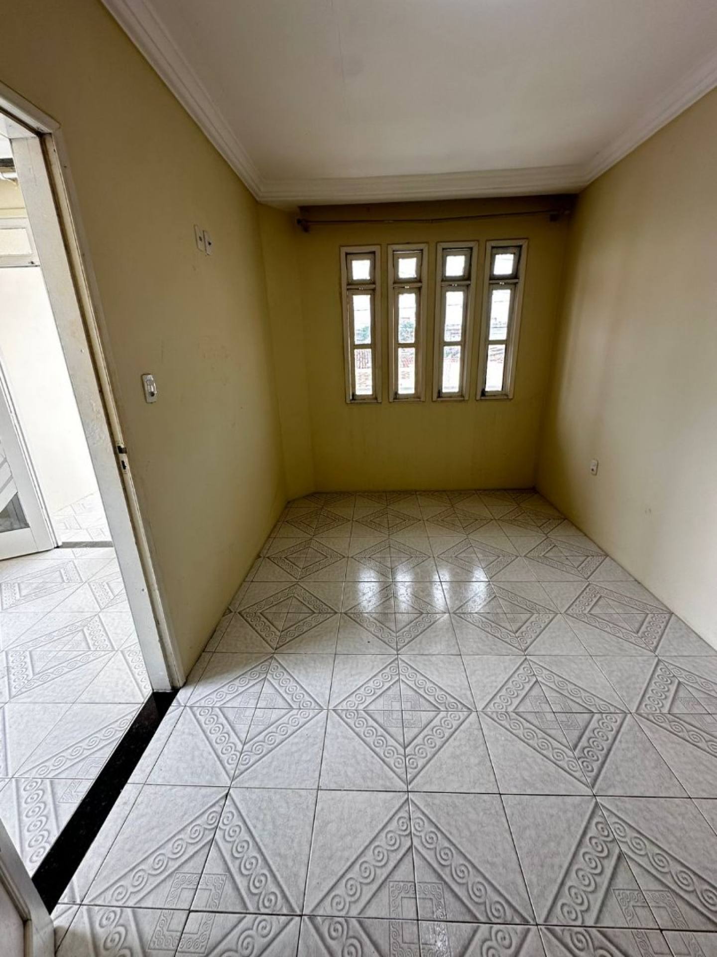 Vende-se Prédio no Marianga - Itabaiana/SE