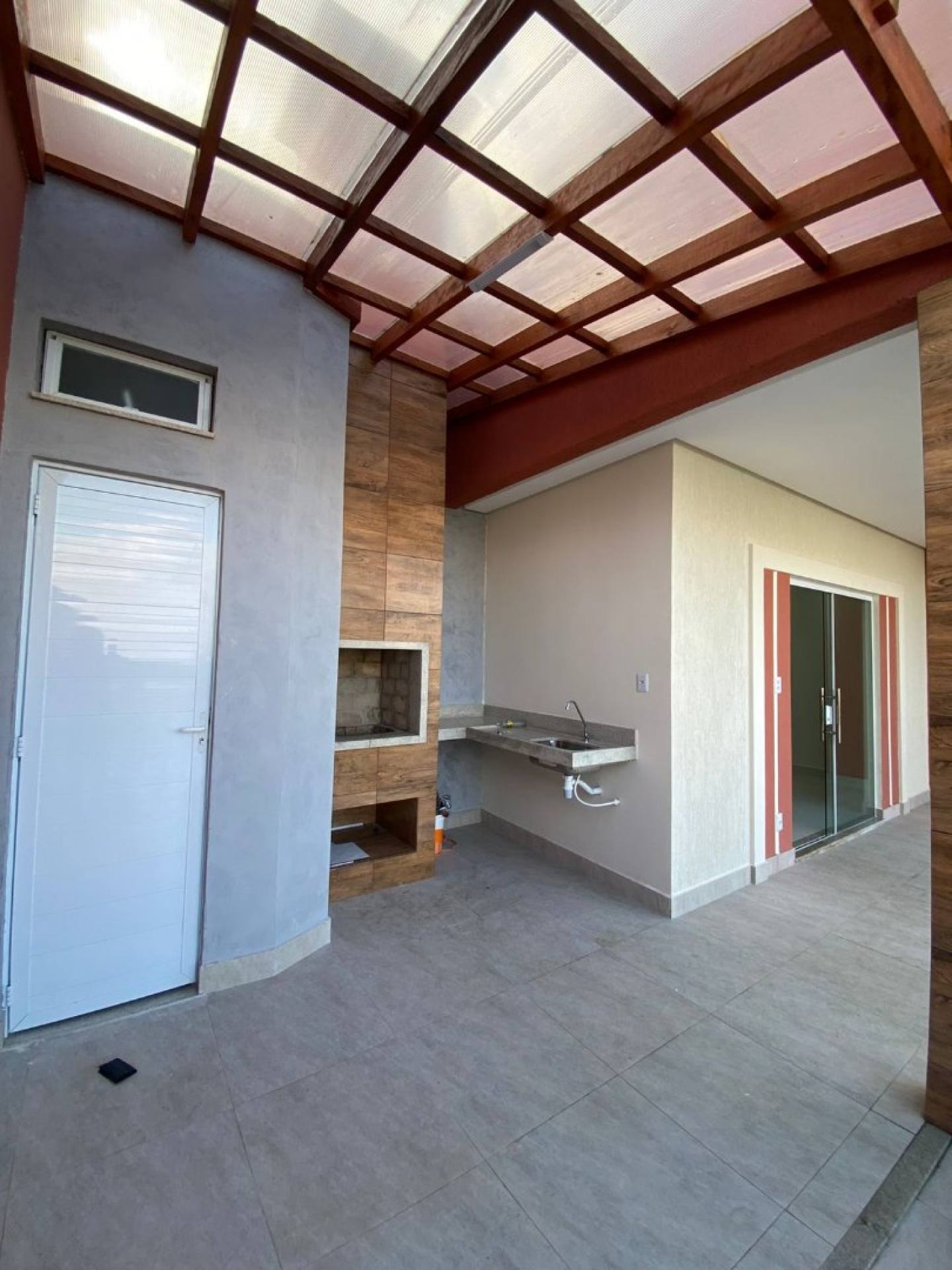 Aluga-se casa no Condomínio Portal do Lago - Itabaiana/SE