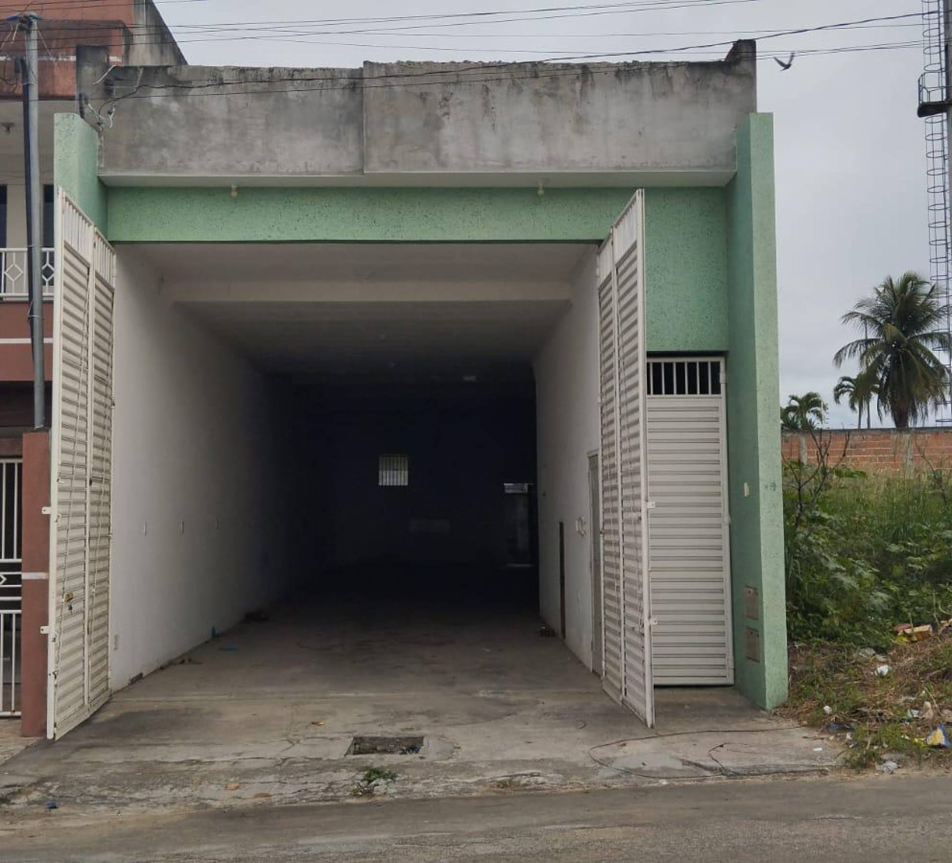 Aluga-se Garagem no Sitio Porto - Itabaiana/SE