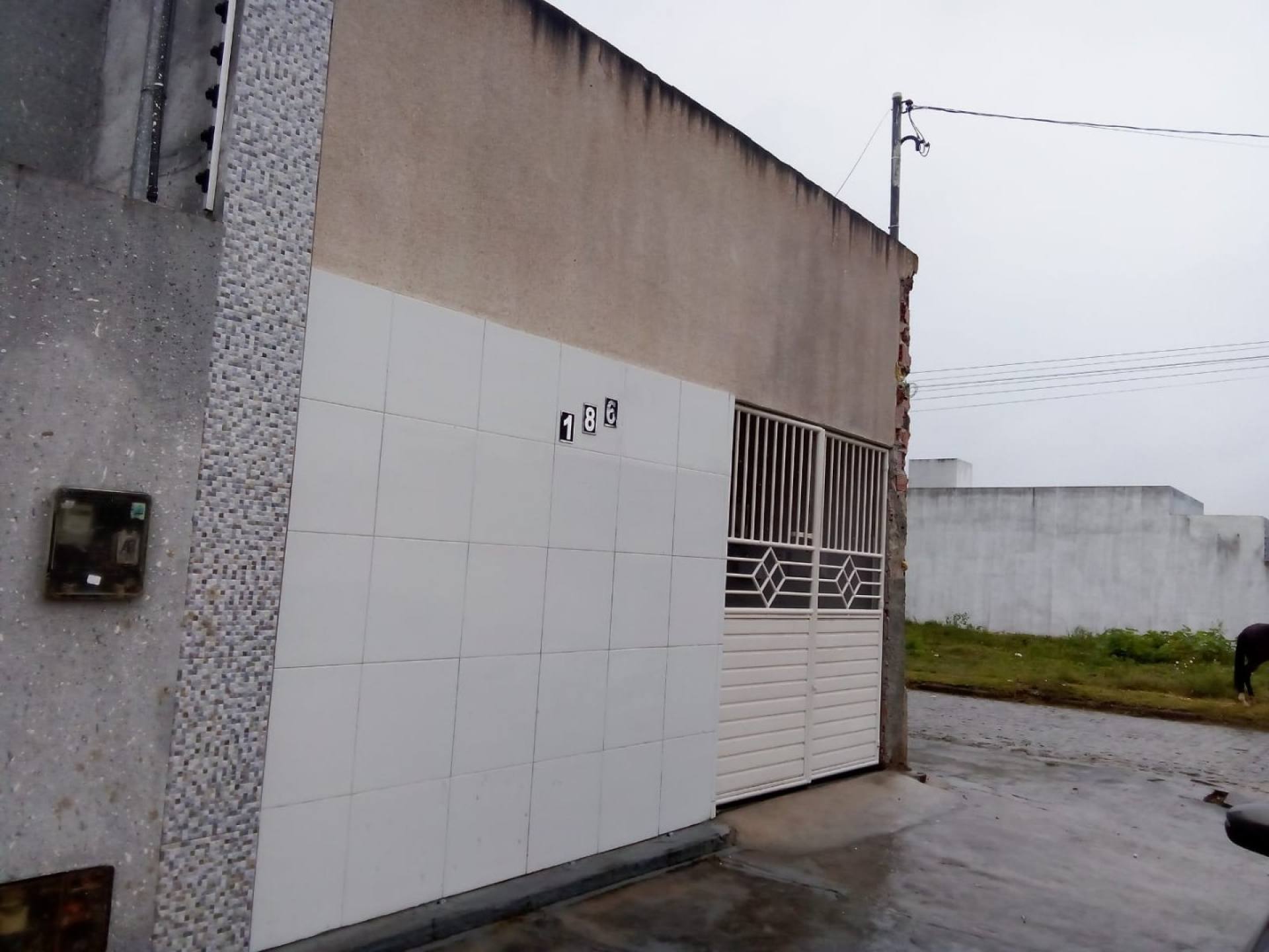 Vende-se casa no São Cristovão - Itabaiana/SE