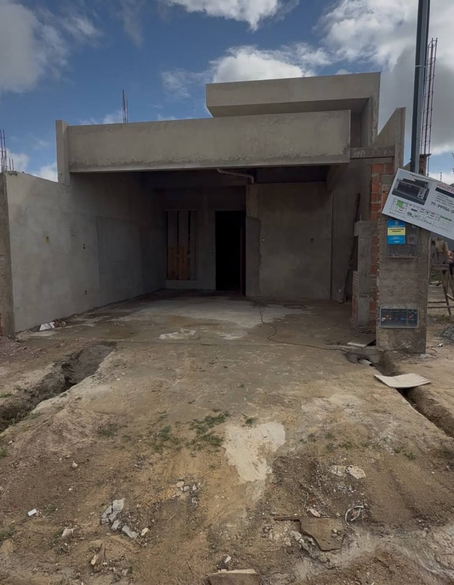 Vende-se Casa em Construção no Chiara - Itabaiana/SE