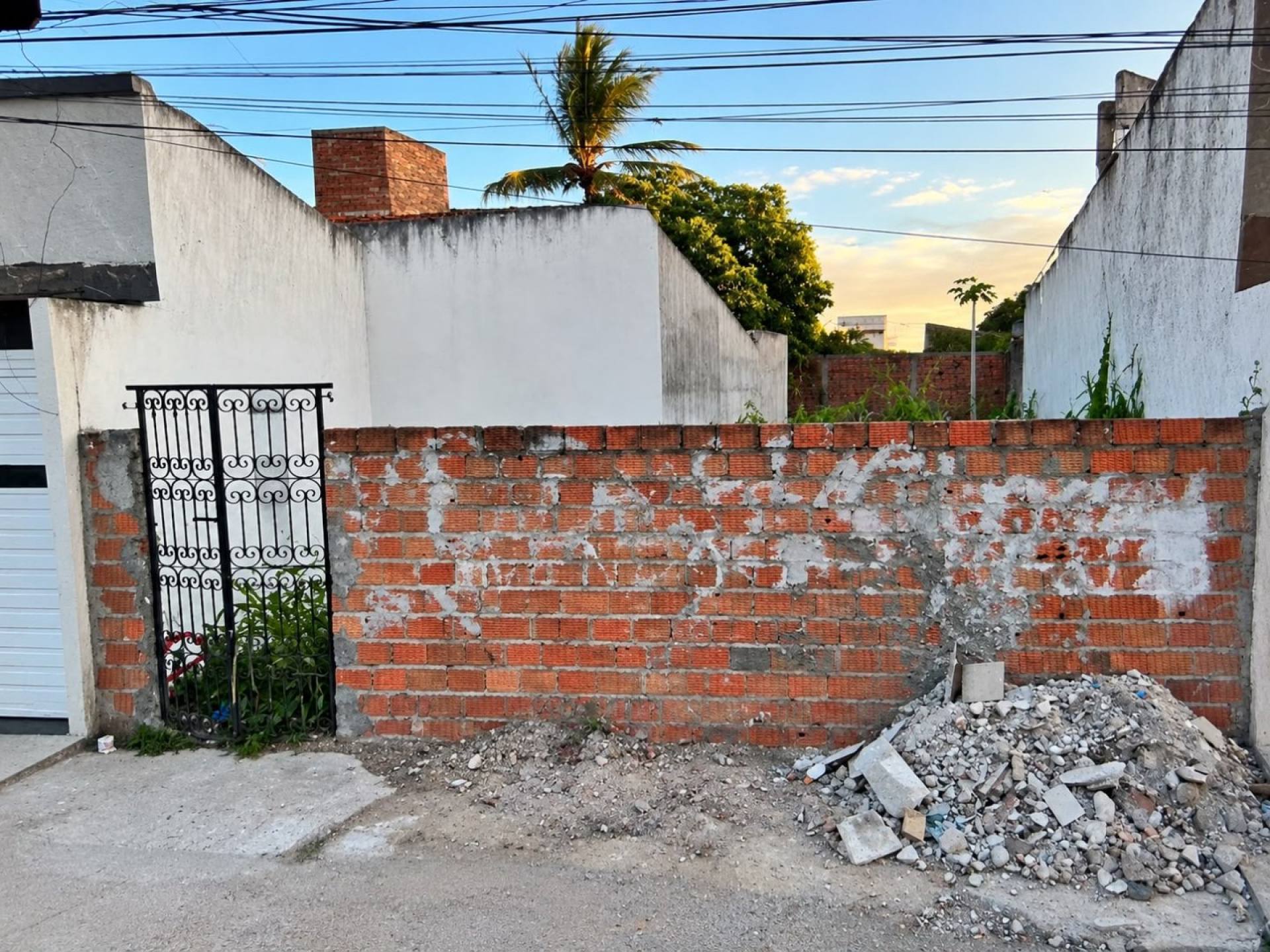 Vende-se lote no Centro - Itabaiana/SE