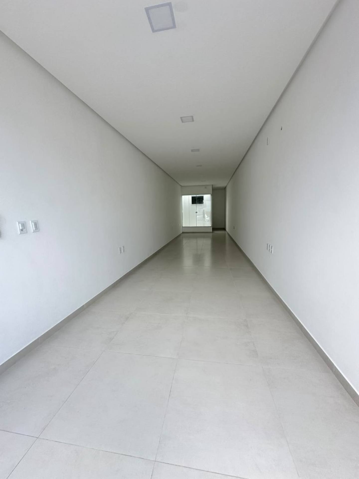 ALUGA-SE PONTO COMERCIAL NO CENTRO - ITABAIANA/SE