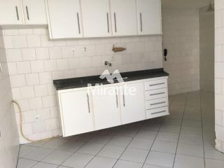 Casa de Condomínio Para Vender com 3 quartos sendo 1 suítes no bairro Santa Mônica em Feira De Santana