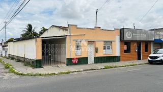 Casa Para Alugar no bairro Centro em Feira De Santana