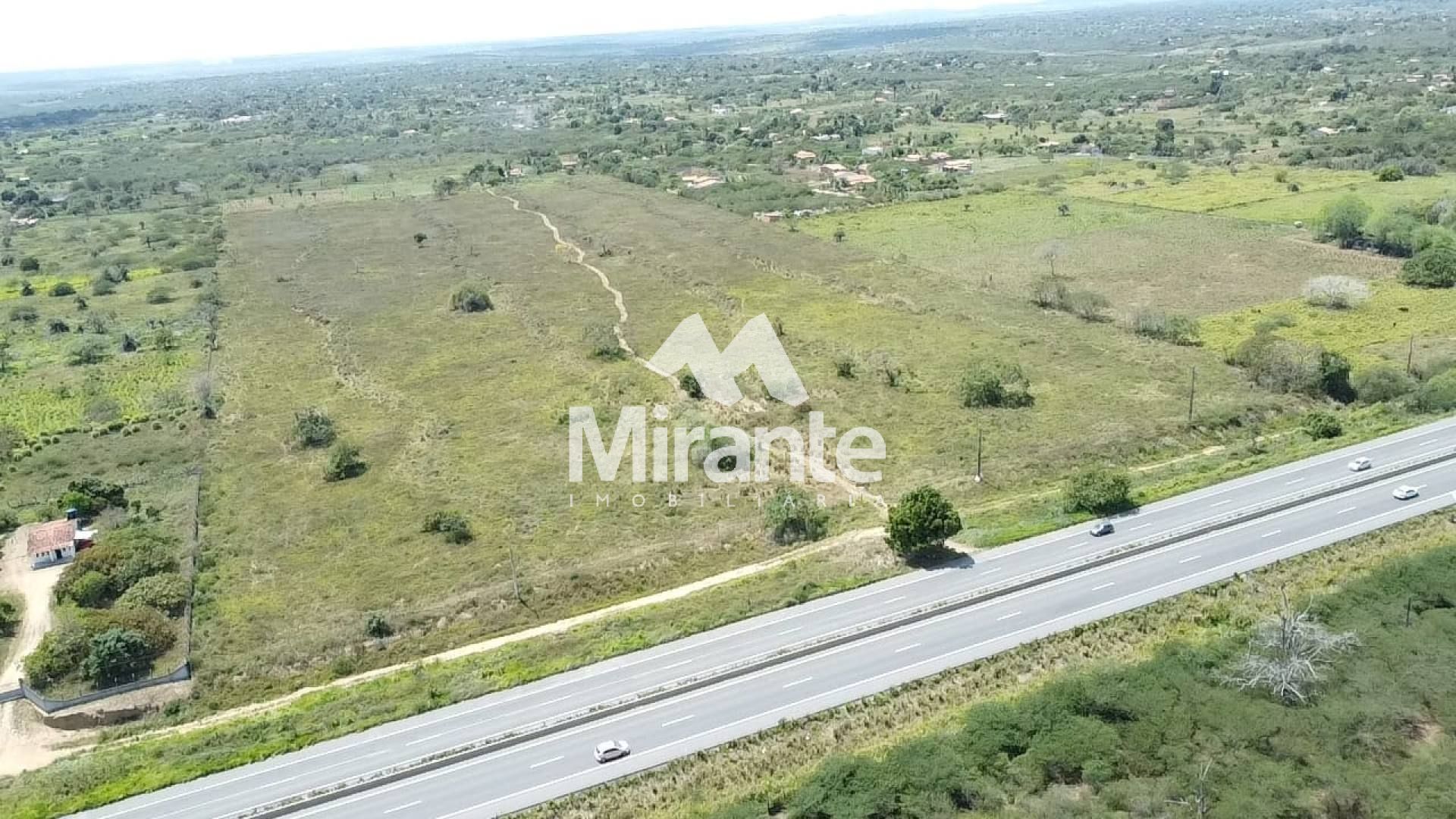 Terreno Comercial Para Vender na BR 116 Norte em Feira De Santana