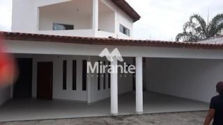 Casa Para Vender com 8 quartos sendo 2 suítes no bairro Santa Mônica em Feira De Santana
