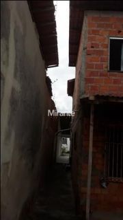 Casa Para Vender com 8 quartos sendo 2 suítes no bairro Santa Mônica em Feira De Santana