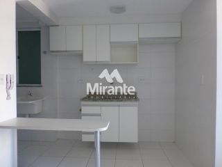 Apartamento Para Alugar com 1 quarto sendo 1 suíte no bairro Santa Mônica em Feira De Santana