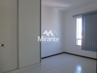 Apartamento Para Alugar com 1 quarto sendo 1 suíte no bairro Santa Mônica em Feira De Santana