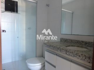 Apartamento Para Alugar com 1 quarto sendo 1 suíte no bairro Santa Mônica em Feira De Santana