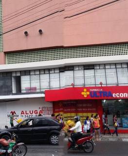 Prédio Comercial Para Alugar no bairro Centro em Feira De Santana