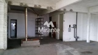Prédio / Edifício Inteiro Comercial Para Alugar no bairro Centro em Feira De Santana