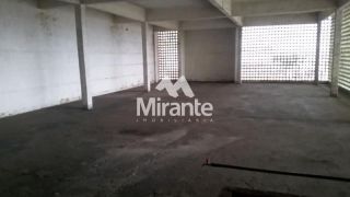 Prédio / Edifício Inteiro Comercial Para Alugar no bairro Centro em Feira De Santana
