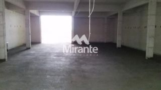 Prédio / Edifício Inteiro Comercial Para Alugar no bairro Centro em Feira De Santana