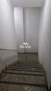 Prédio / Edifício Inteiro Comercial Para Alugar no bairro Centro em Feira De Santana