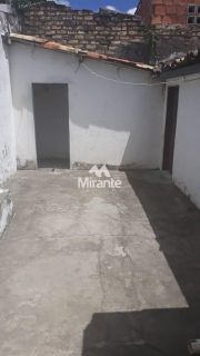 Casa Para Vender com 5 quartos no bairro Pilão em Feira De Santana