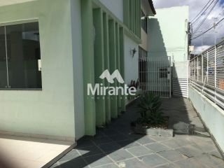 Casa Para Vender com 7 quartos sendo 3 suítes no bairro Coronel José Pinto em Feira De Santana