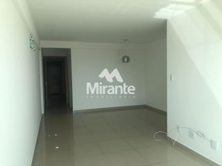 Apartamento Para Alugar com 3 quartos sendo 3 suítes no bairro Santa Mônica em Feira De Santana