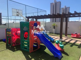 Apartamento Para Alugar com 3 quartos sendo 3 suítes no bairro Santa Mônica em Feira De Santana