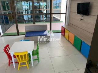 Apartamento Para Alugar com 3 quartos sendo 3 suítes no bairro Santa Mônica em Feira De Santana