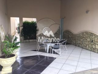 Casa Para Vender com 6 quartos sendo 4 suítes no bairro Jardim Cruzeiro em Feira De Santana