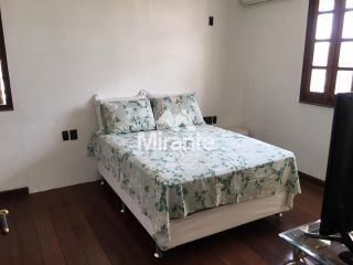 Casa Para Vender com 6 quartos sendo 4 suítes no bairro Jardim Cruzeiro em Feira De Santana