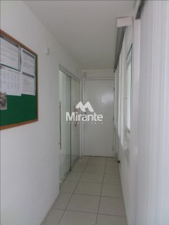 Prédio / Edifício Inteiro Comercial Para Alugar no bairro Capuchinhos em Feira De Santana