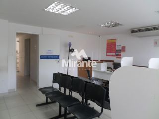 Prédio / Edifício Inteiro Comercial Para Alugar no bairro Capuchinhos em Feira De Santana