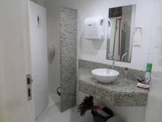 Prédio para alugar, 119 m² por R$ 5.000,00/mês - Capuchinhos - Feira de Santana/BA