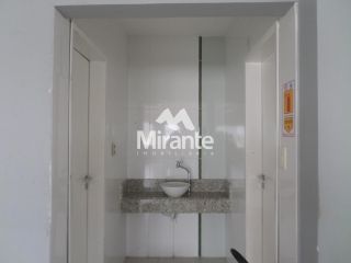 Prédio / Edifício Inteiro Comercial Para Alugar no bairro Capuchinhos em Feira De Santana