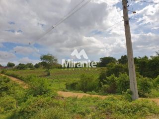 Lote / Terreno de Bairro Para Vender no bairro Mangabeira em Feira De Santana