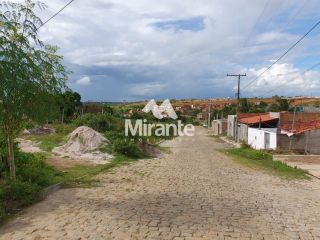 Lote / Terreno de Bairro Para Vender no bairro Mangabeira em Feira De Santana
