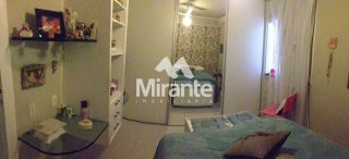 Casa de Condomínio Para Vender com 4 quartos sendo 3 suítes no bairro Tomba em Feira De Santana