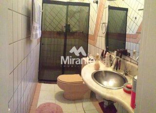 Casa de Condomínio Para Vender com 4 quartos sendo 3 suítes no bairro Tomba em Feira De Santana