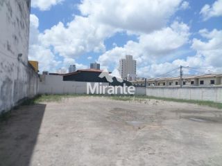 Lote / Terreno de Bairro Para Alugar no bairro Santa Mônica em Feira De Santana