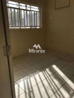 Casa Para Vender no bairro Centro em Feira De Santana