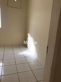Casa Para Vender no bairro Centro em Feira De Santana