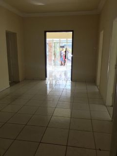 Casa Para Vender no bairro Centro em Feira De Santana