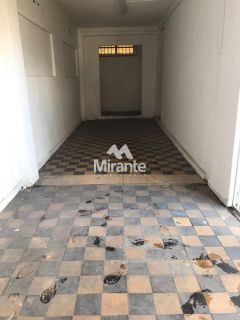 Casa Para Vender no bairro Centro em Feira De Santana