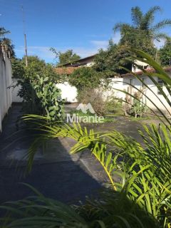 Casa Para Vender no bairro Centro em Feira De Santana