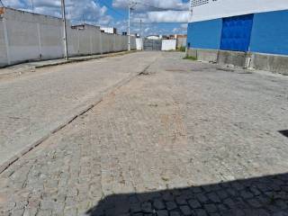 Galpão Para Alugar no bairro Baraúna em Feira De Santana