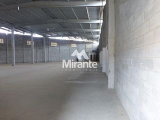 Galpão / Depósito / Armazém Para Alugar no bairro Baraúna em Feira De Santana