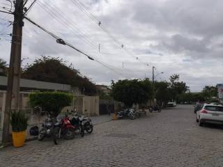 Casa com 3 dormitórios para alugar, 267 m² por R$ 10.108,11/mês - Santa Mônica - Feira de Santana/BA