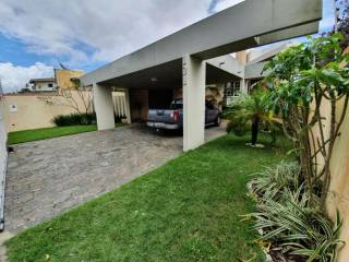 Casa com 3 dormitórios para alugar, 267 m² por R$ 10.108,11/mês - Santa Mônica - Feira de Santana/BA