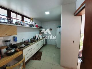 Casa Para Alugar com 3 quartos sendo 1 suítes no bairro Santa Mônica em Feira De Santana