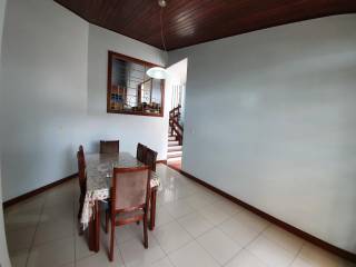 Casa com 3 dormitórios para alugar, 267 m² por R$ 10.108,11/mês - Santa Mônica - Feira de Santana/BA