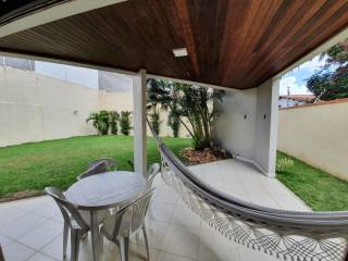 Casa com 3 dormitórios para alugar, 267 m² por R$ 10.108,11/mês - Santa Mônica - Feira de Santana/BA