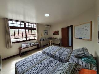 Casa com 3 dormitórios para alugar, 267 m² por R$ 10.108,11/mês - Santa Mônica - Feira de Santana/BA