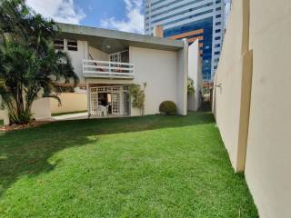 Casa com 3 dormitórios para alugar, 267 m² por R$ 10.108,11/mês - Santa Mônica - Feira de Santana/BA